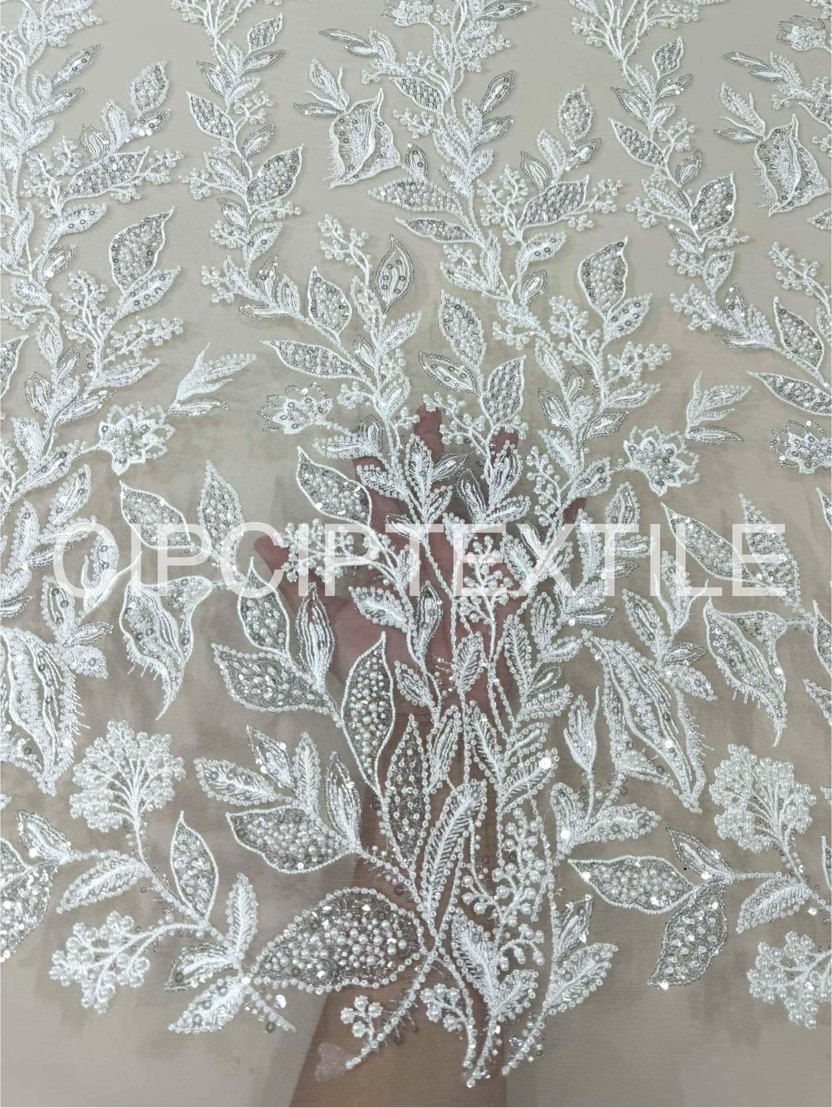 Lakuna off-White Silver 55”