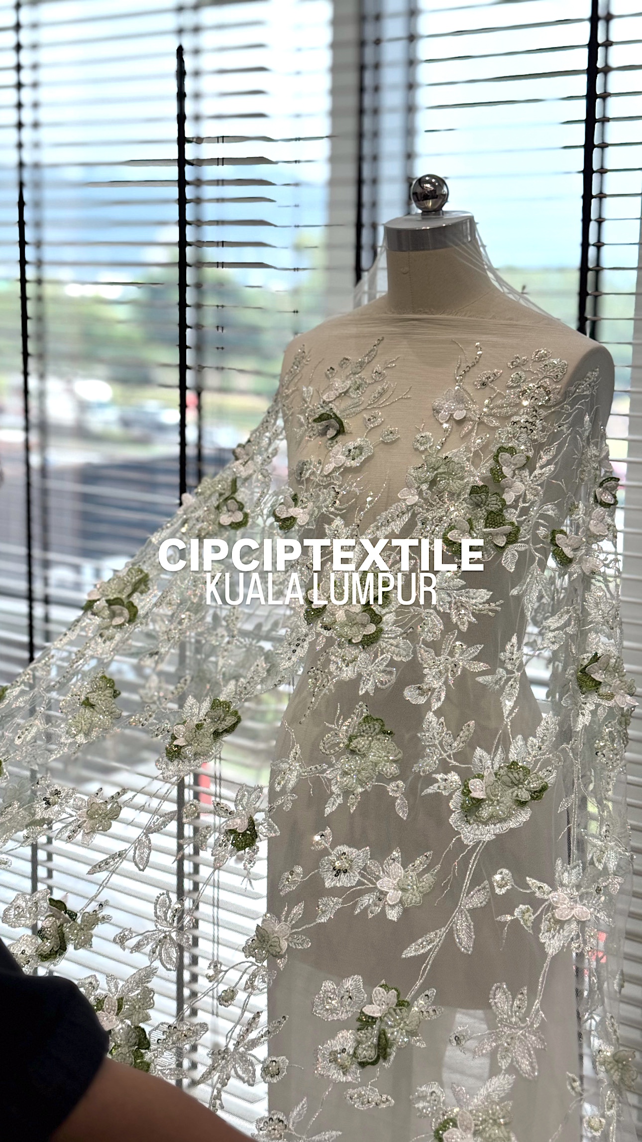 9F6B1D79-57B3-45EC-ACA9-6854B6652D8E