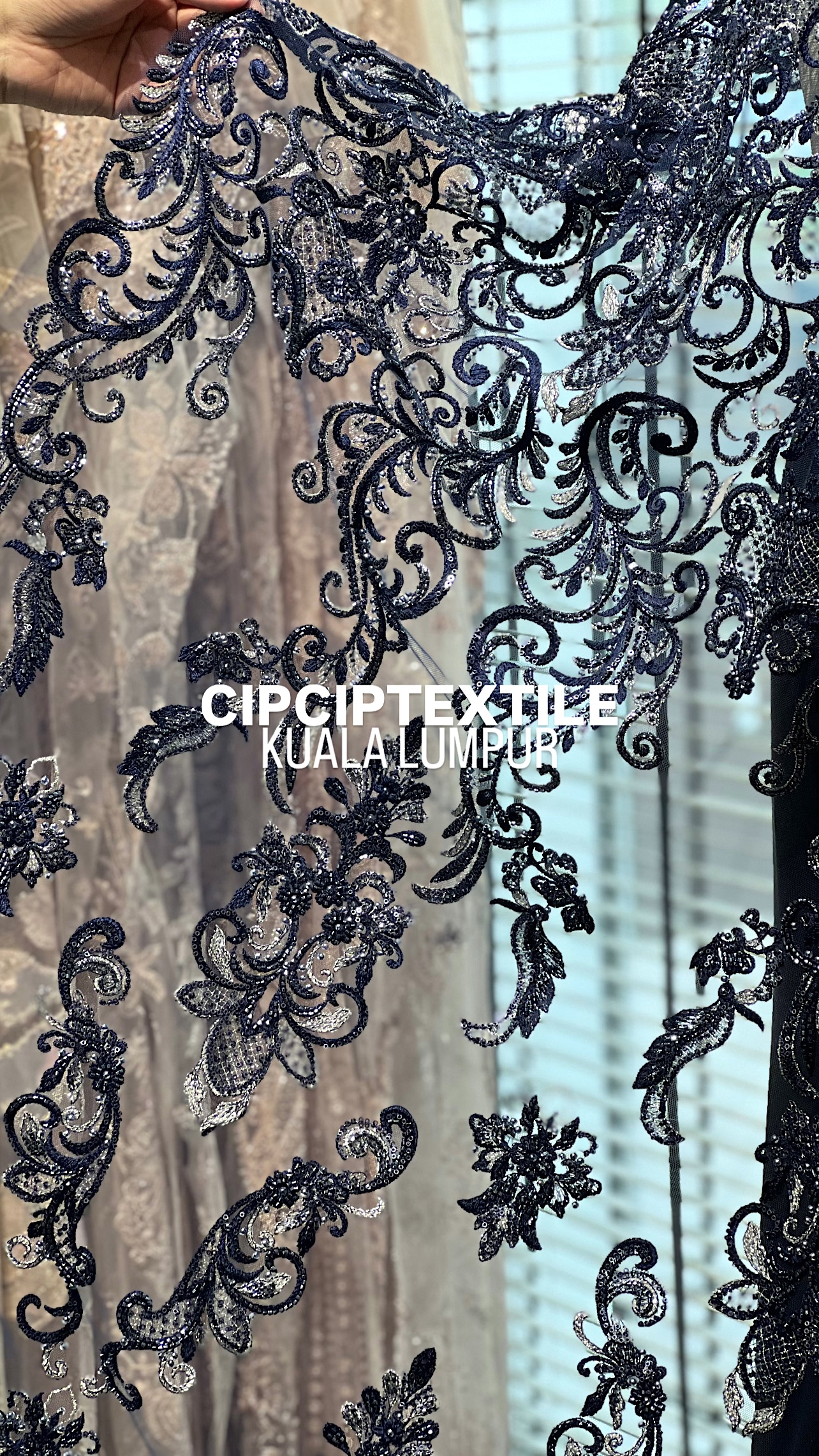 F576ABD0-EBF0-4694-855A-64A70D5C78B5