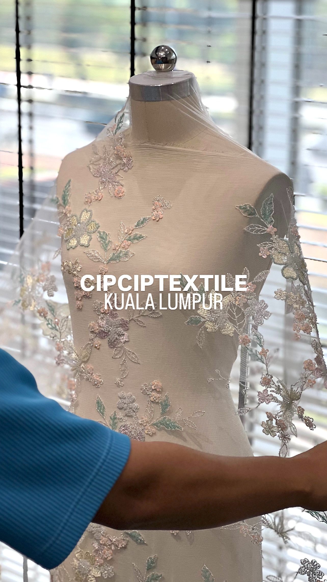 09DB787B-F5C4-46CB-82F6-B83D6780C5EC