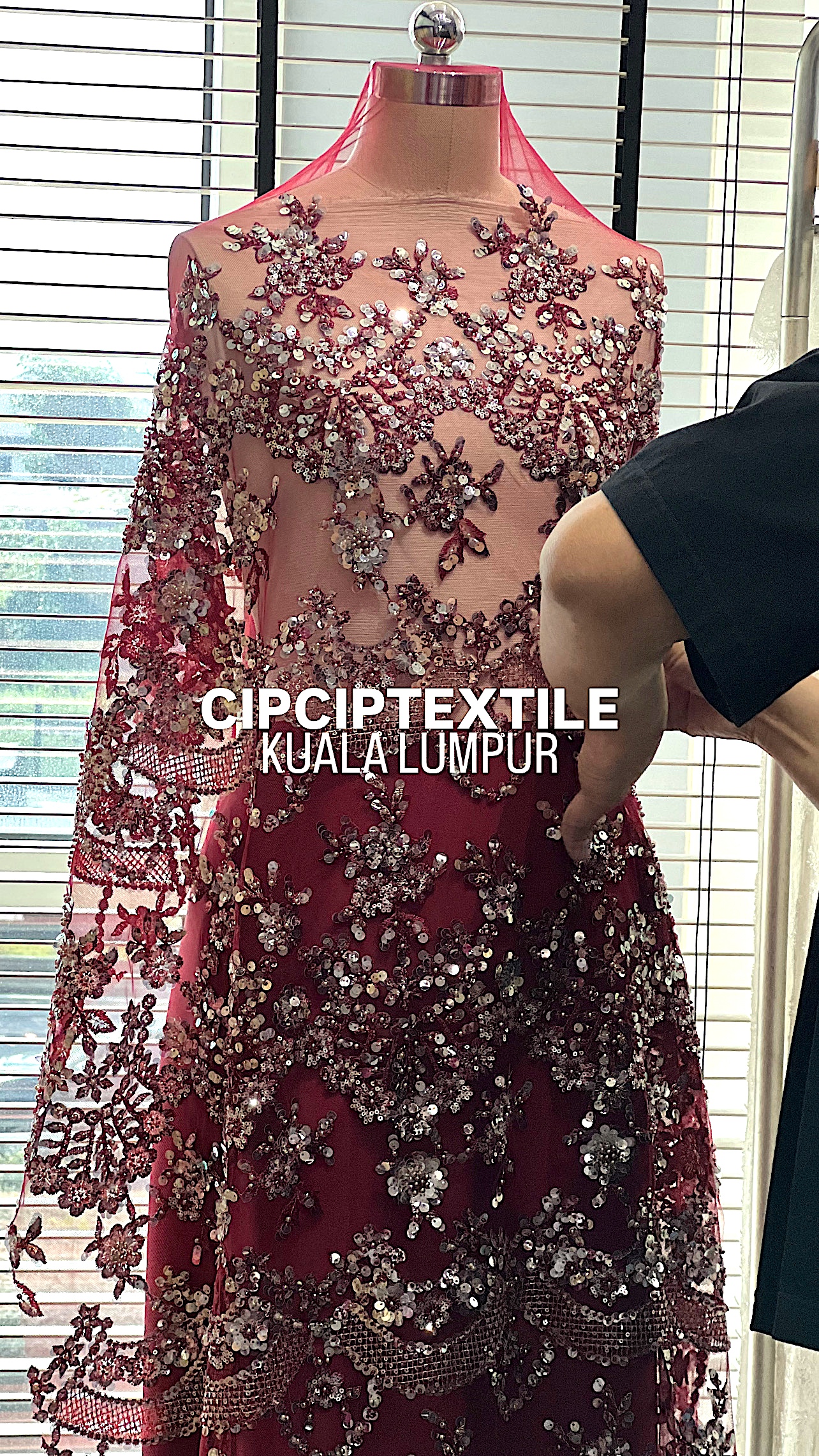 8281CA7F-3CBB-449D-BF38-8CA2EE9CA8A2