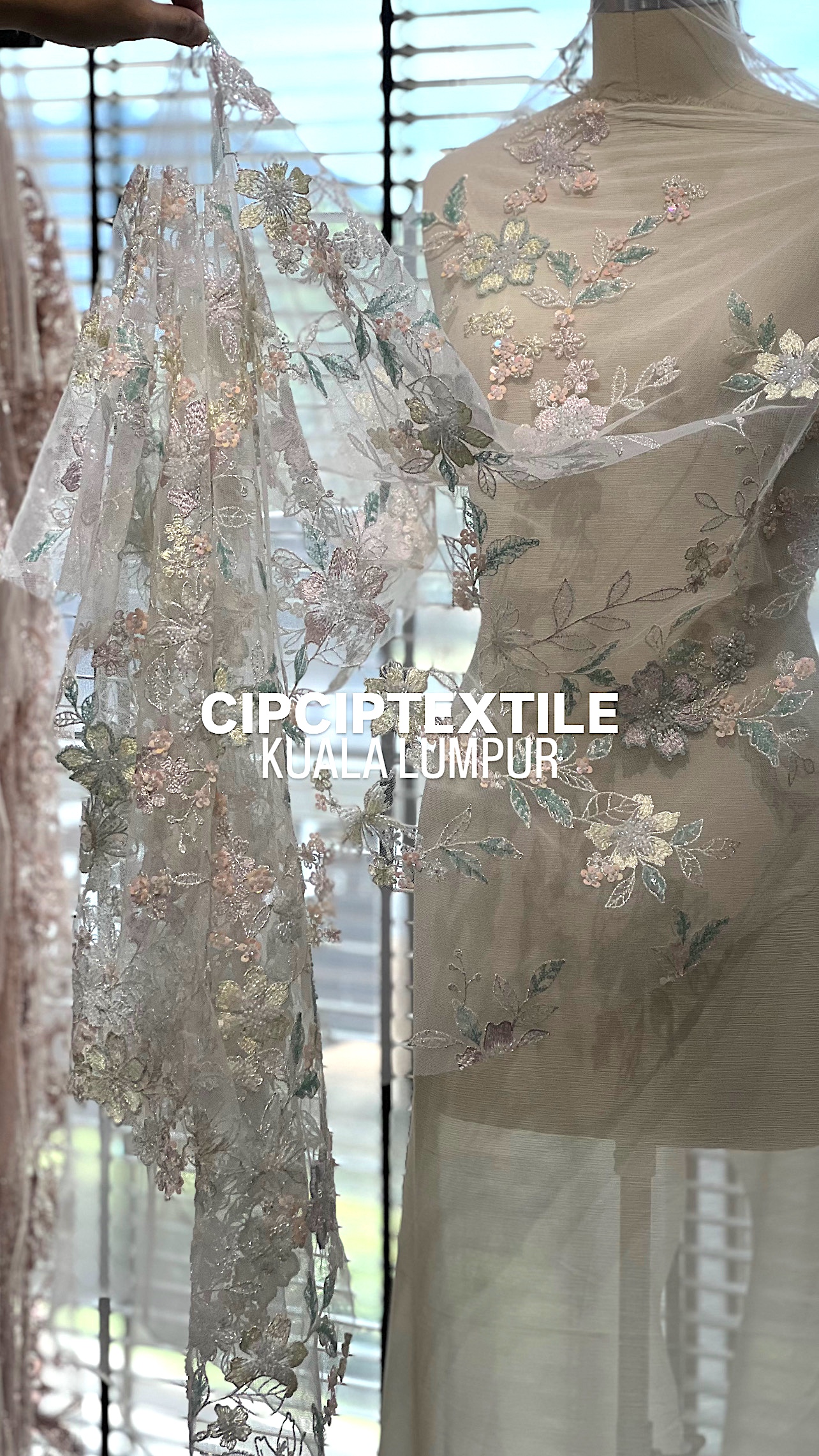 DDC393DD-F734-4280-9A12-93AC68A2C381