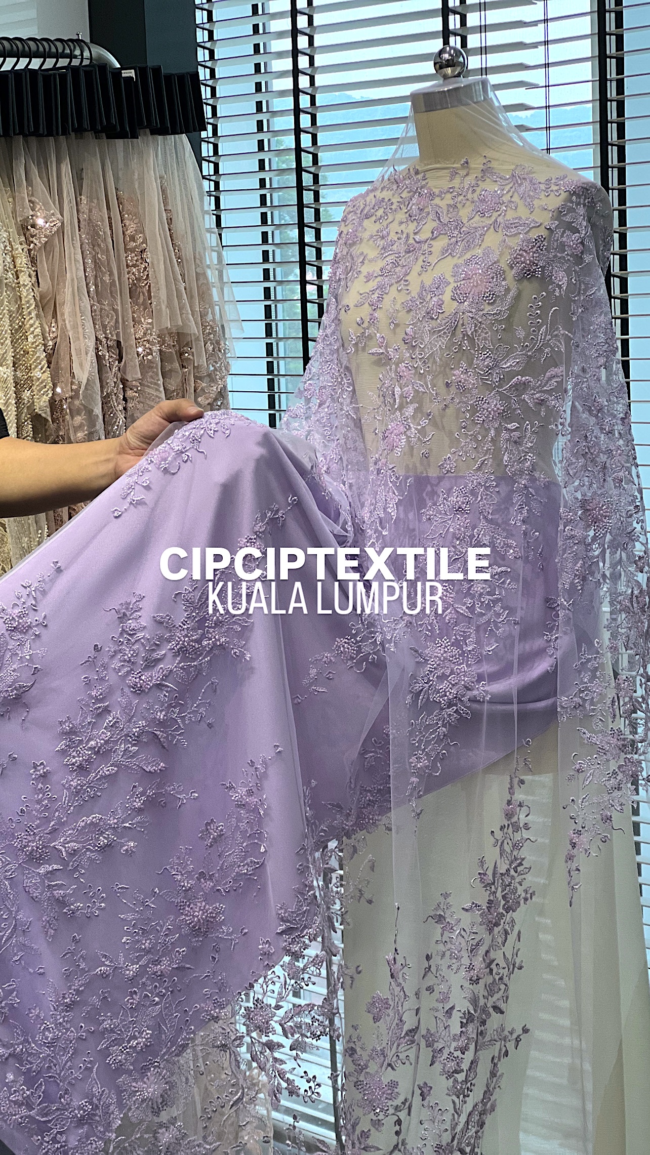 FBBBC09A-9511-4A1A-9B03-10B495EF4AB7