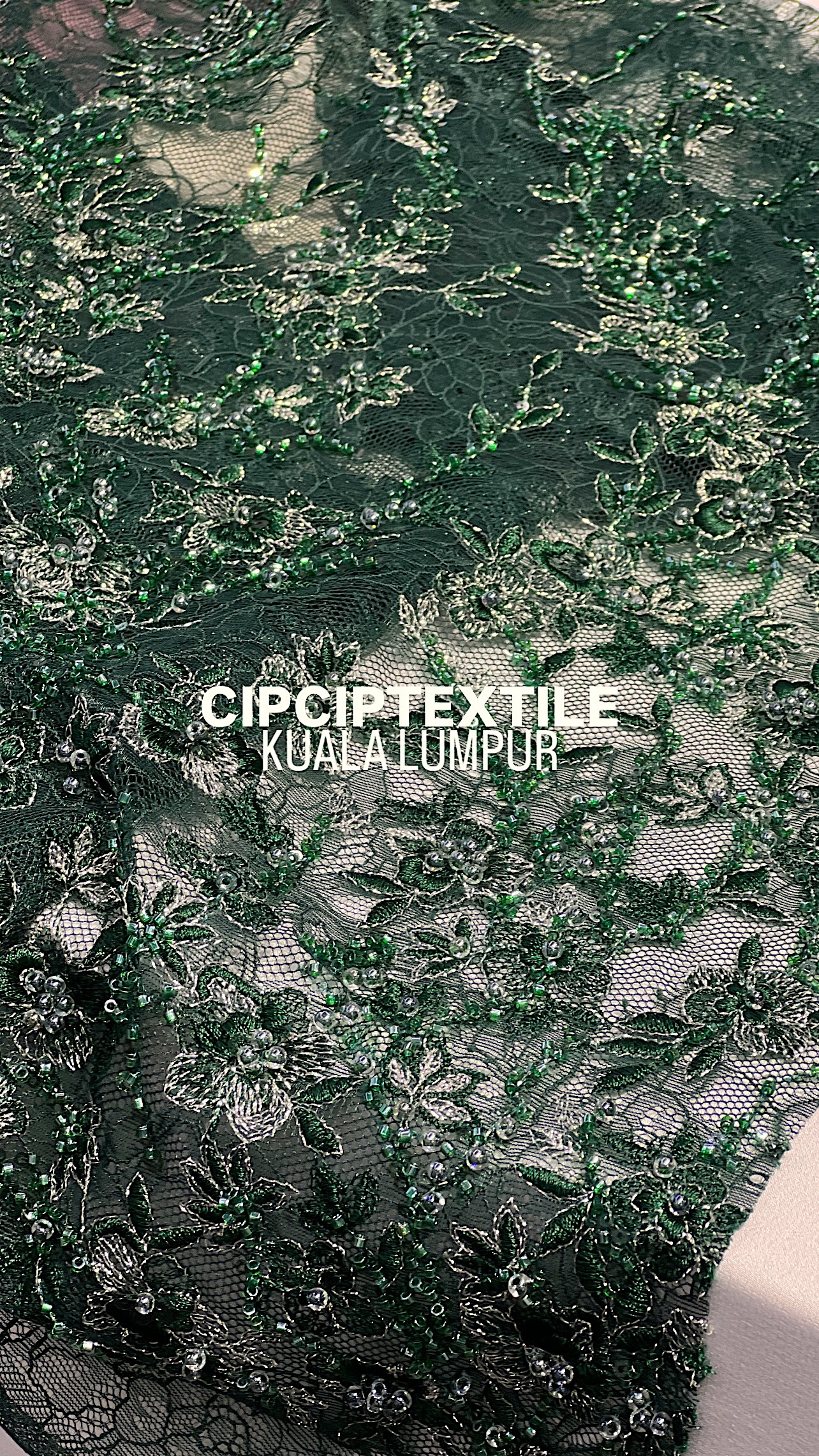 239FD127-9582-4F24-A498-319056532241