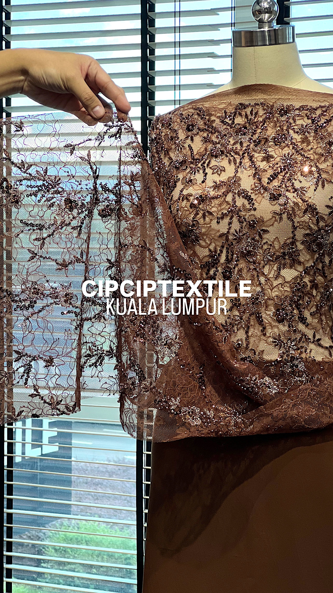 CF33E1D9-E77D-4C4F-8486-5104FA2BC3CA